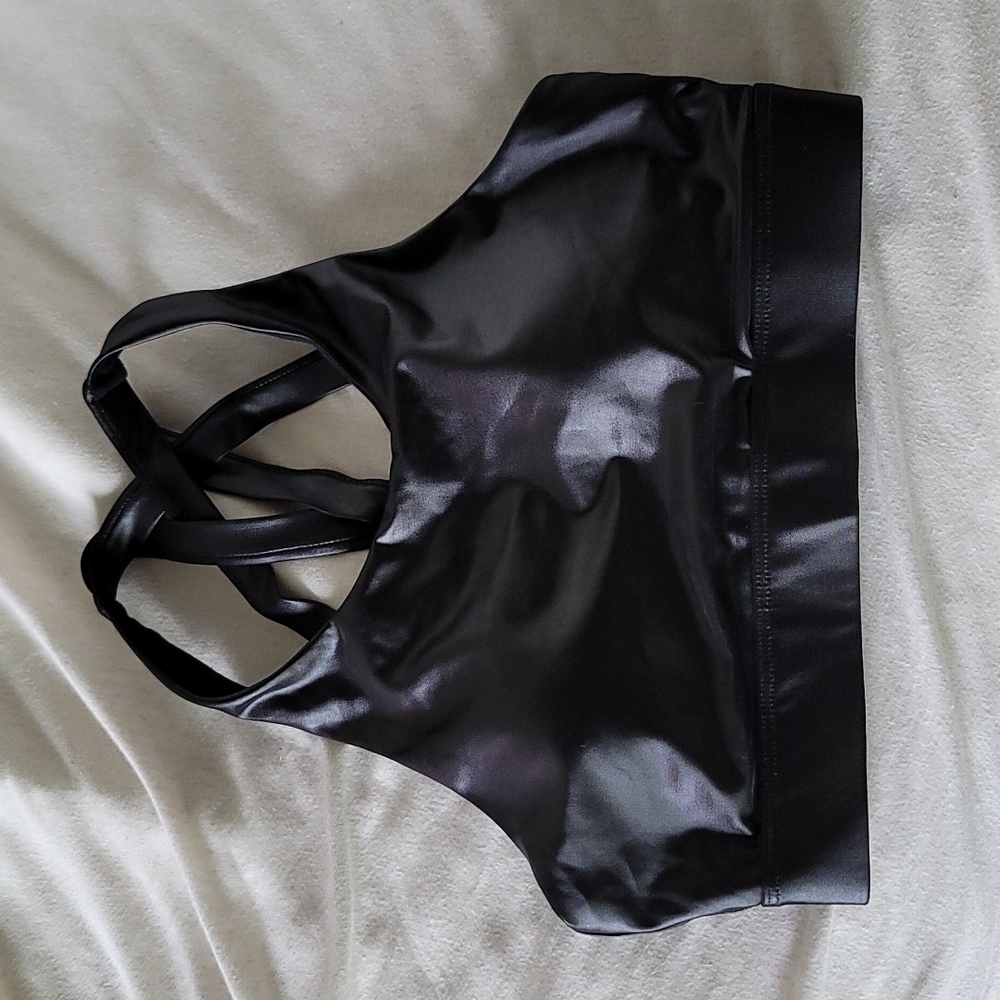 Savvi sports bra